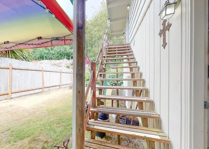 Dog-Friendly Adu With A Full Kitchen & Shared Washer&Dryer - Near The Water