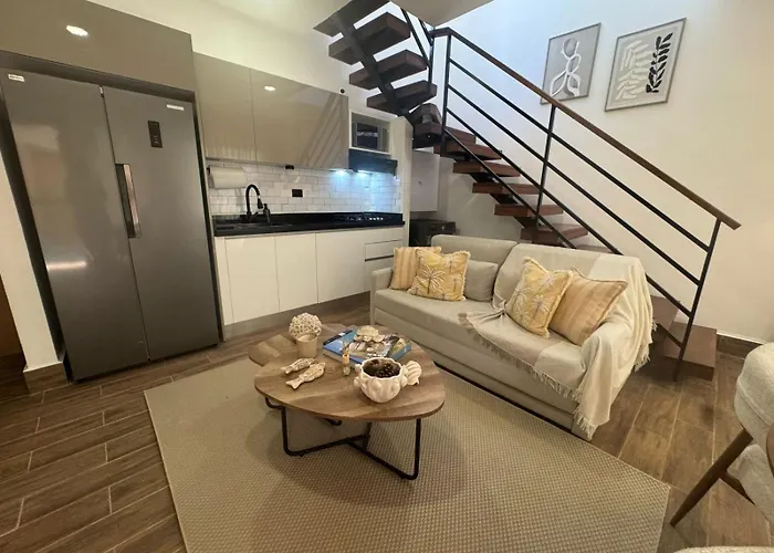 Luxury Penthouse, Pool, Bbq, Private Terrace
