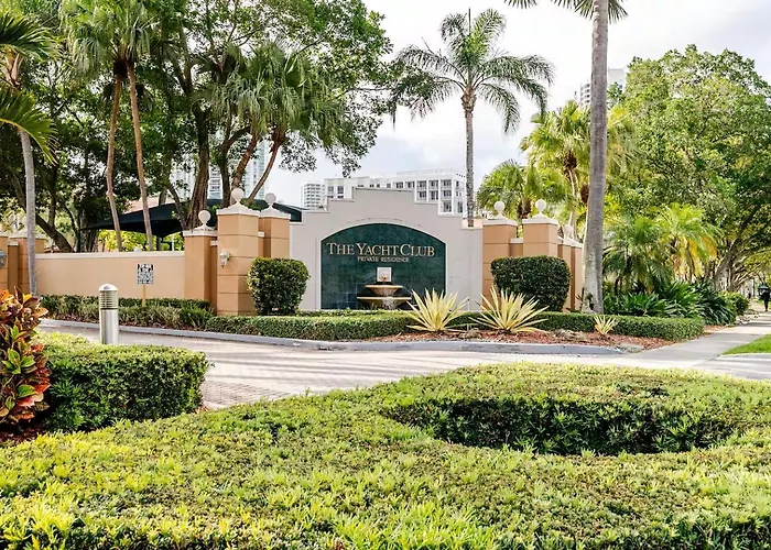 Newly Renovated Condo At The Yacht Club Aventura 1305