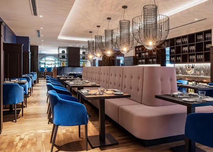 5 Sterne Hotels Luc, Autograph Collection