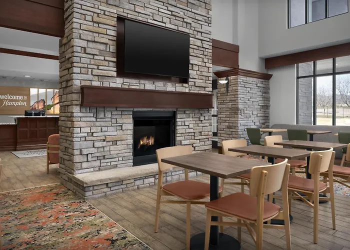 Hampton Inn & Suites /I-25 South