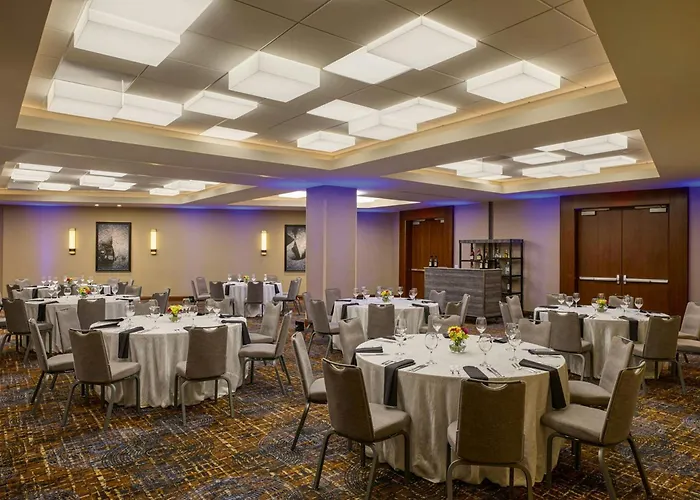 Hotels With Four Stars Houston Airport Marriott At George Bush Intercontinental