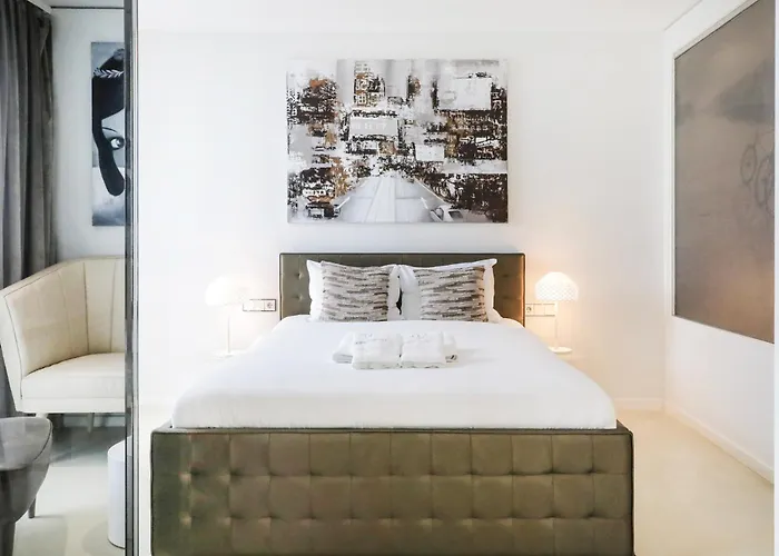 VISIONAPARTMENTS Berlin - contactless check-in