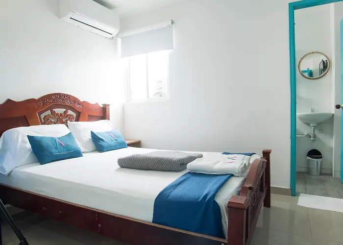 Cheap hotels Aquarius
