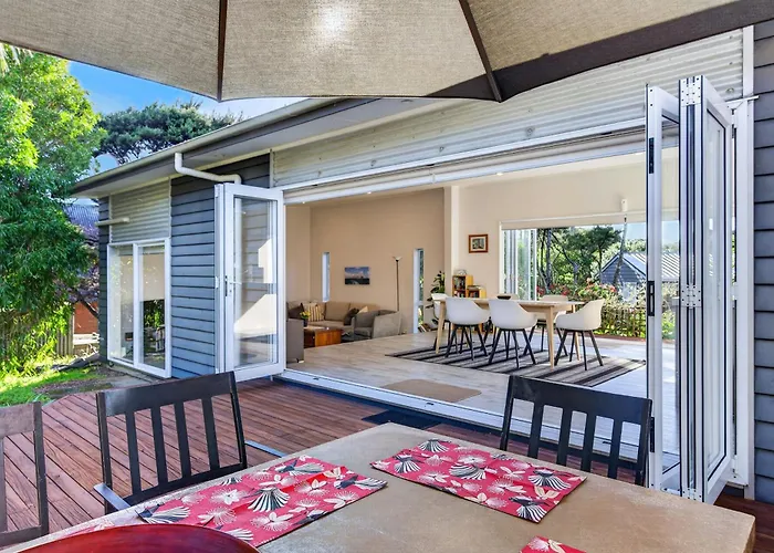Pohutukawa Peace - Mangawhai Holiday Home