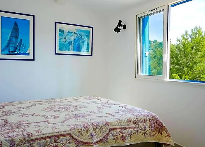 Maison bord de mer vue exceptionnelle avec accès privé