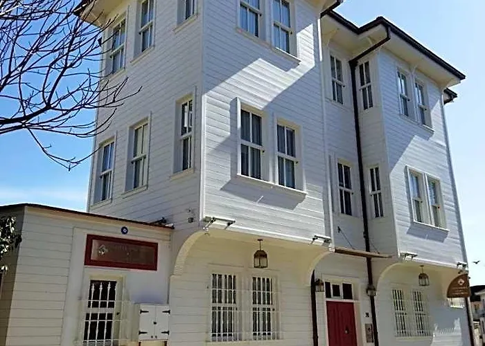 White Palace Old City Boutique Hotel