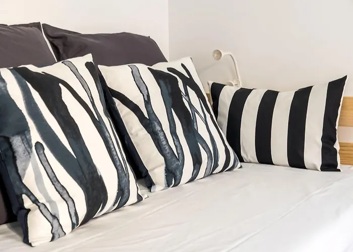 Modern Bright- Studio -Chueca