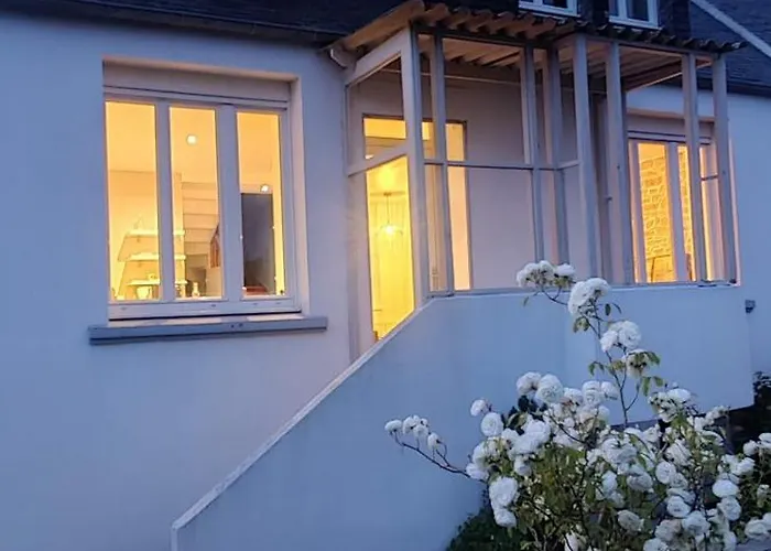 Maison Avel Dro - Pointe du Raz - pour 4 - 2 salles de bain - jardin