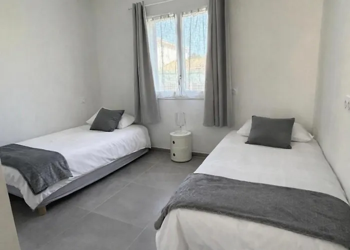 Villa mitoyenne de standing proche de toutes commodités à Ghisonaccia