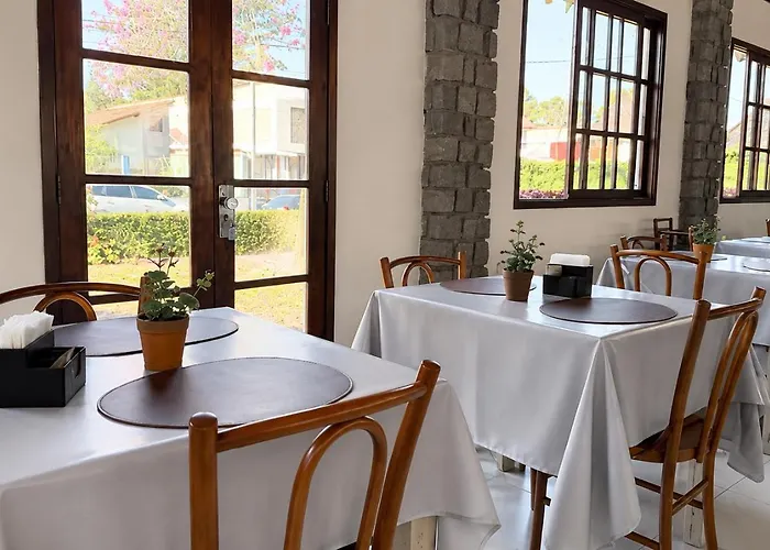 Vila Francesa Hotel