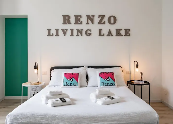 Renzo & Lucia Lakefront Suites With Stunning Views Of Lake Como