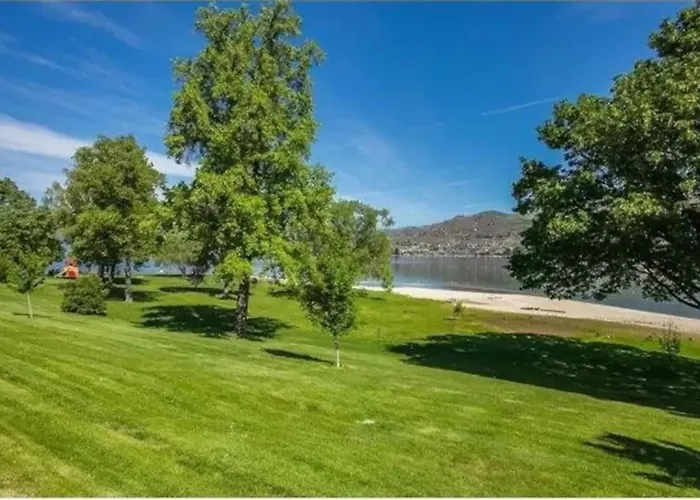 Spacious Family Friendly Townhome At Lakeside Park