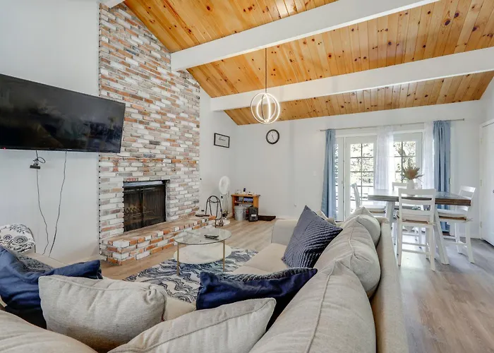 Gateway To Big Bear! High-Country Home W/ Deck