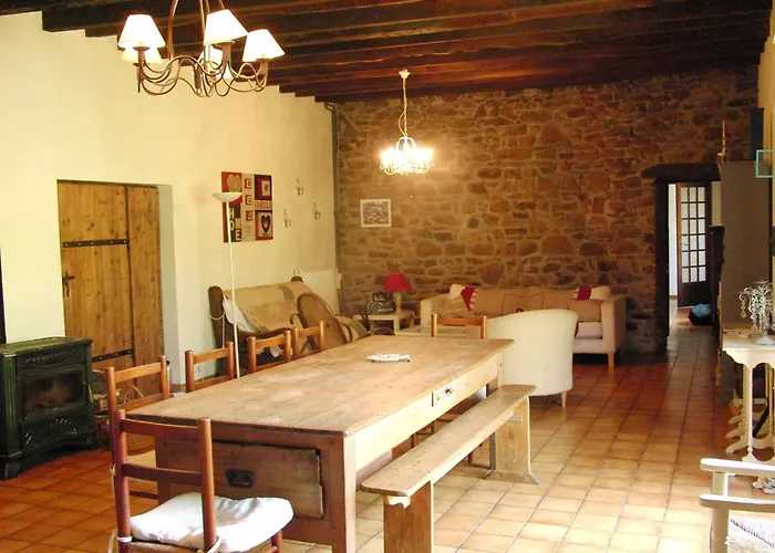 Gîte longère de charme en Bretagne dans un écrin de verdure - Ty Baradouze