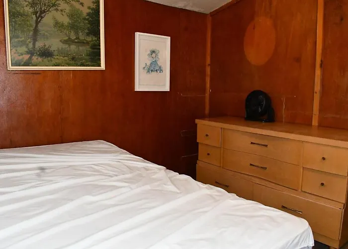 Private Beach Access - Cottage 8