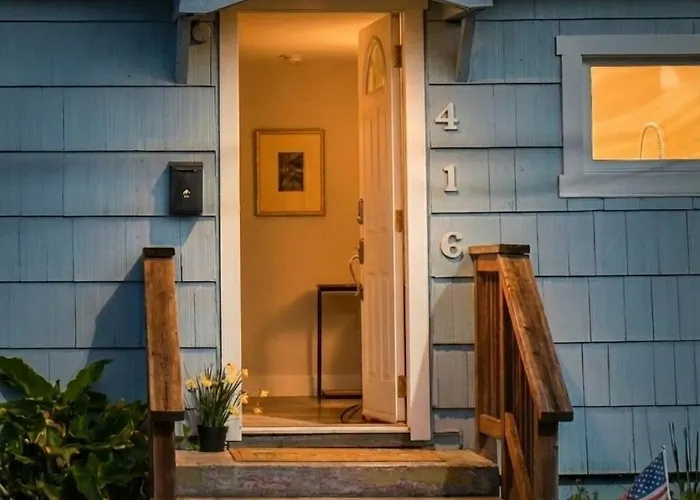 Salish Sea Cottage