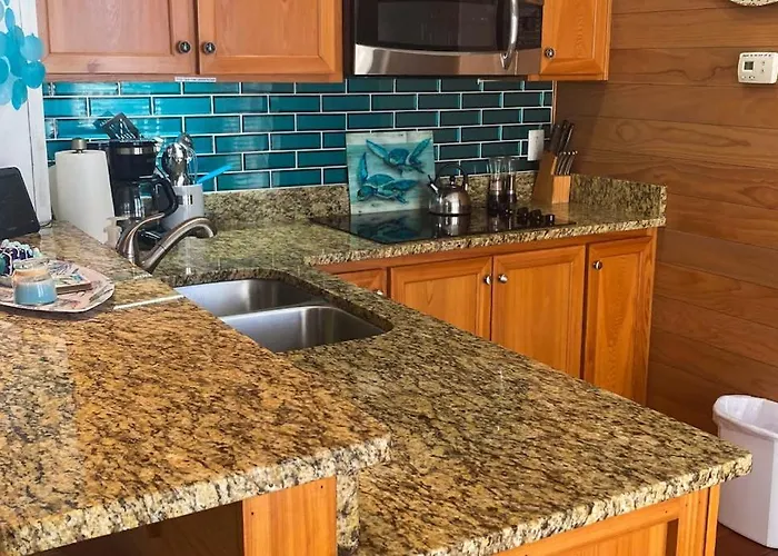 Dog-Friendly Florida Beach House Steps From The Water In Carrabelle