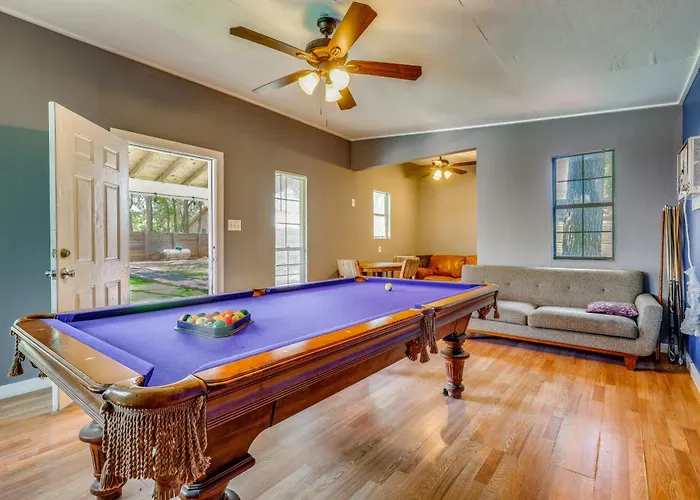 Luxe Hill Country Home W/ Resort-Style Pool!