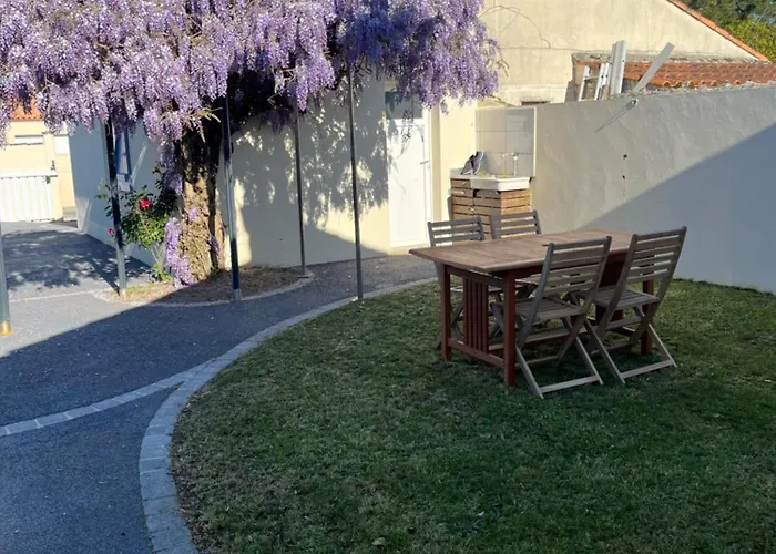 Petite maison de vacances Les Moutiers