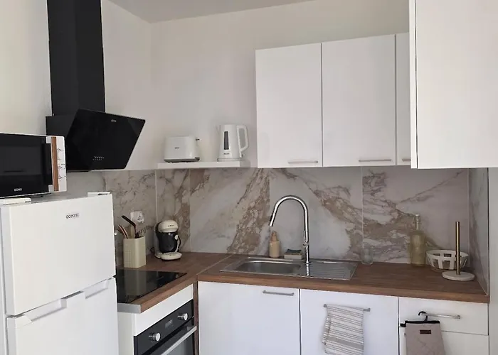 Maison cosy avec grande terrasse privative