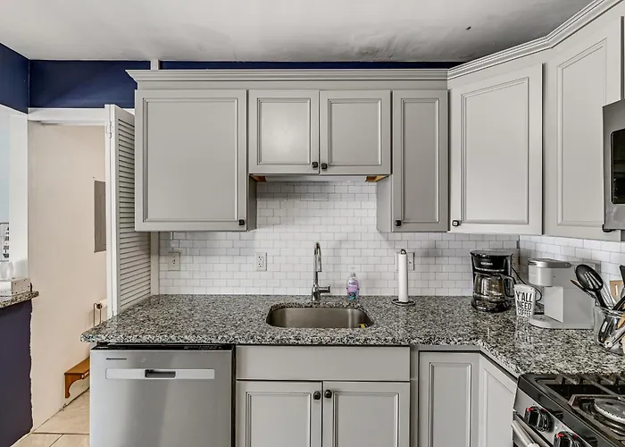 Dockside Little Egg Harbor Getaway Near Lbi!