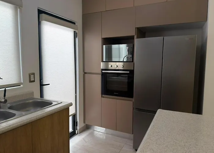 Casa Equipada En Fracc Privado Vinedos A 10 Min Aeropuerto