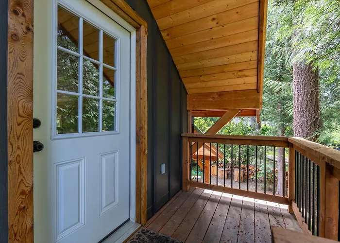 Mt Hood Cabin Hot Tub Fire Pit Dog-Friendly