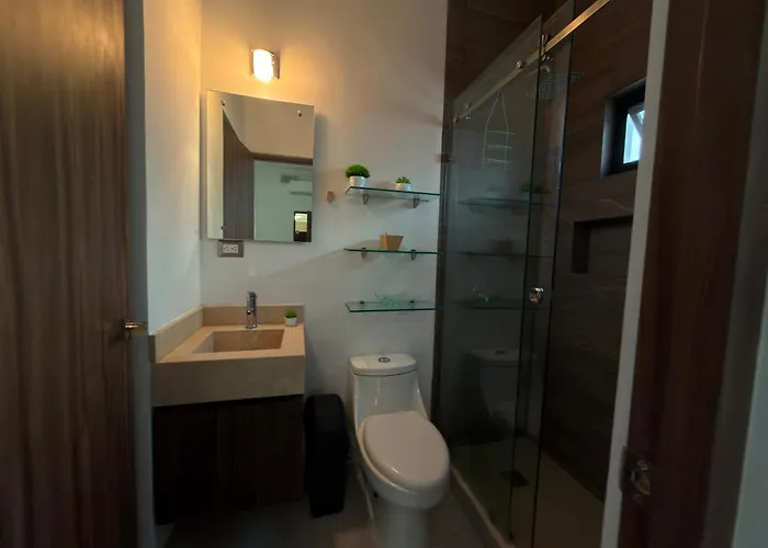 Casa Equipada En Fracc Privado Vinedos A 10 Min Aeropuerto