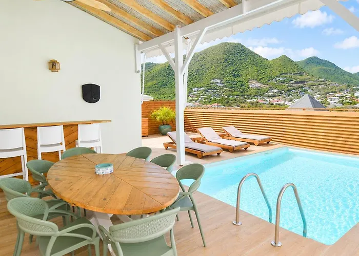 Villa Kiwi, Private Pool, Close To Orient Bay