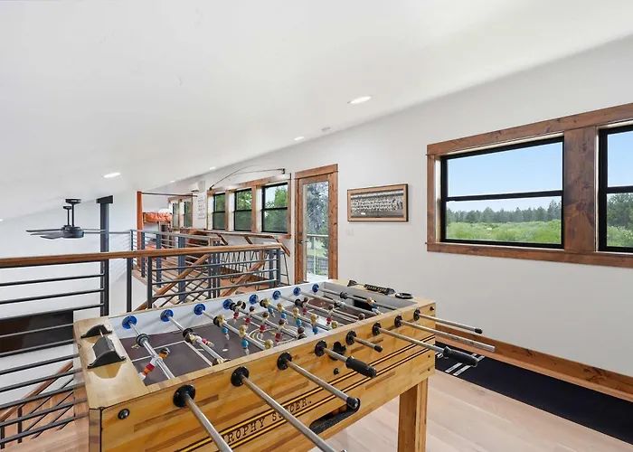 Big Sunsets On Little Deschutes-Modern Riverfront