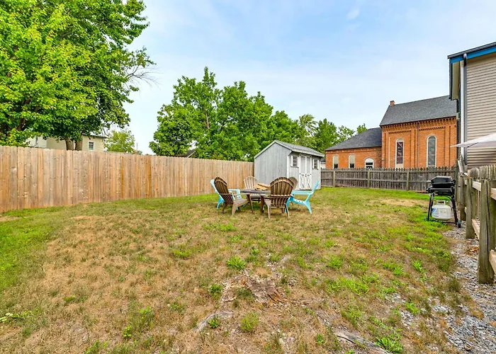 Walkable 2-Unit Home Near Dtwn Seneca Falls!