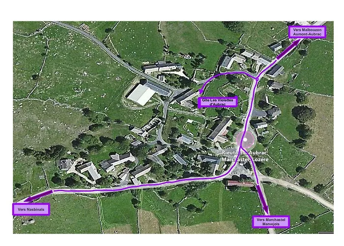 Gîte les violettes d'aubrac 8/11 personnes à rieutort