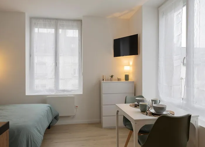 L'Escale Verte - Studio - Wifi- Proche Centre Ville - Gare