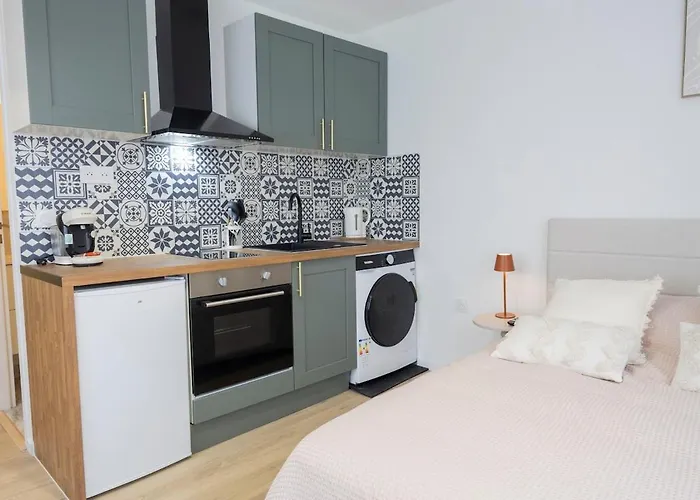 L'escale Cosy- studio- proche centre-ville et gare