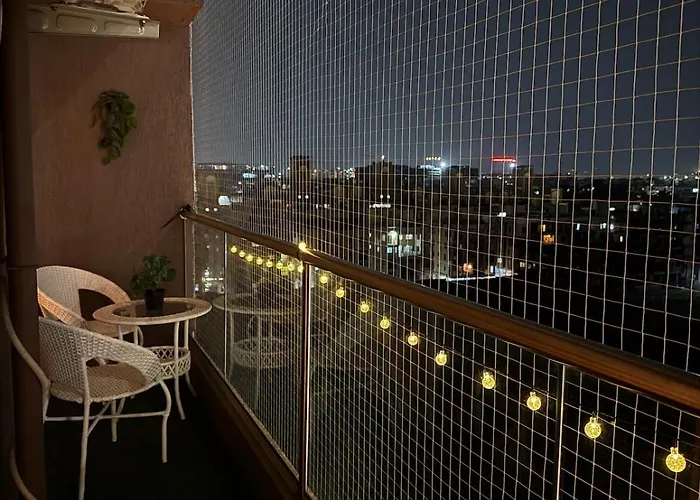 01 Stays Sunset Haven - Near Airport And Symbiosis With City Views