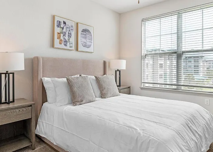 Landing Apartments - Encore At Brentwood