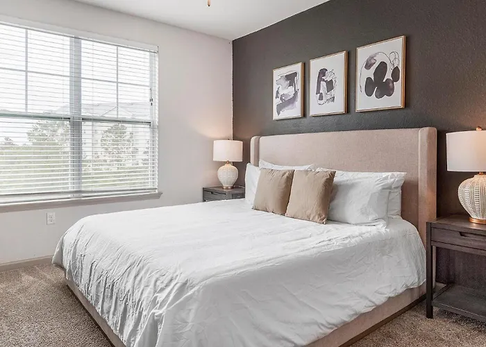Landing Apartments - Encore At Brentwood