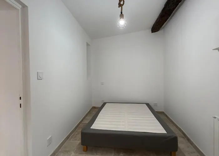 Appartement dans le village historique Ollioules