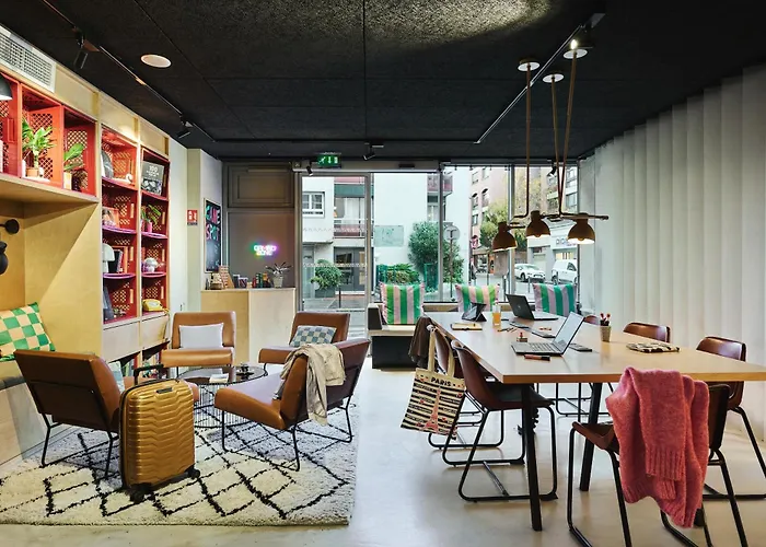 Moxy Bastille