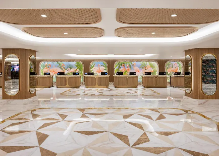 Hotels Close to Airport Flamingo Las Vegas & Casino