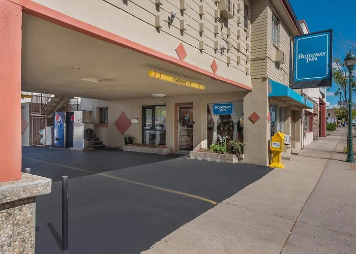 Pets Allowed Hotel Rodeway Flagstaff-Downtown