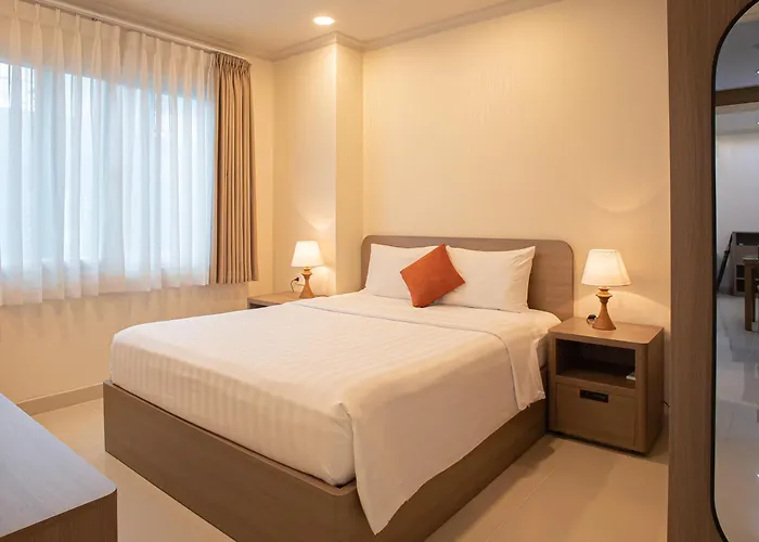 Mayfair Suites