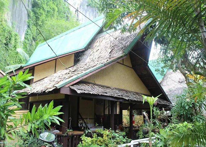 Cliffside Cottages