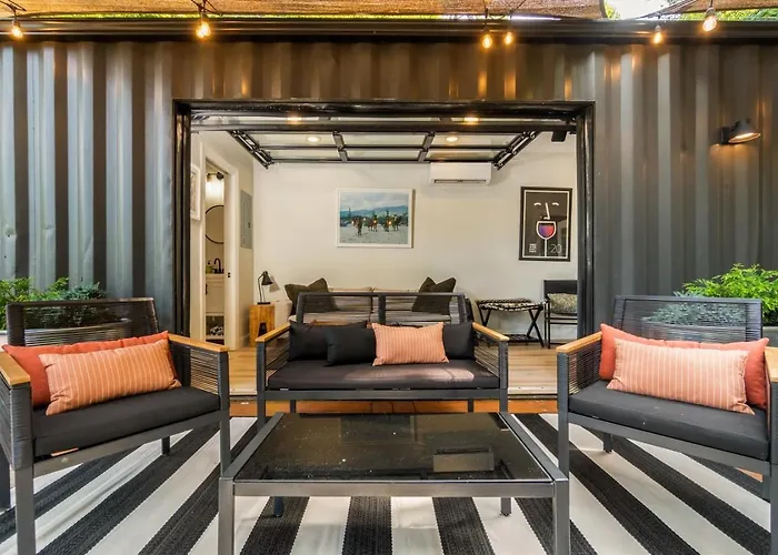 The Hideaway On Tacketts Shipping Container