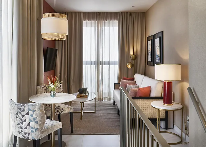  Vincci Molviedro Suites Apartments