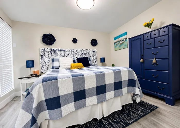 Miami Chic Studio Gateway For 2 Near Little Havana