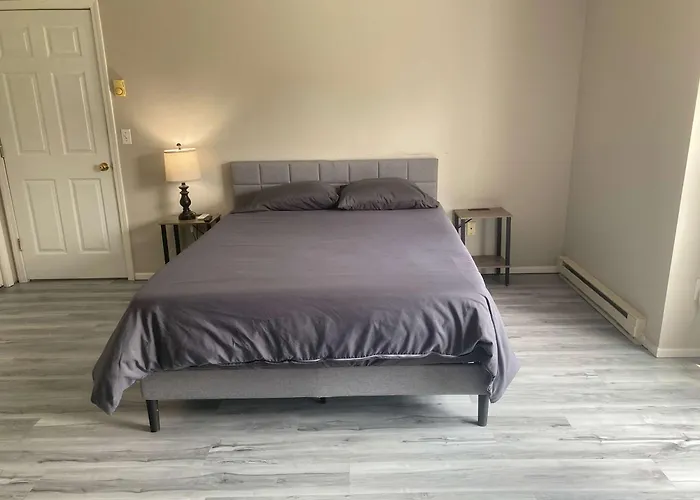 Private Apartment In Southbury 101