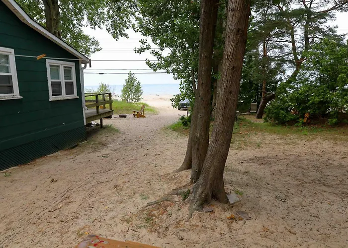 Private Beach Access - Cottage 9