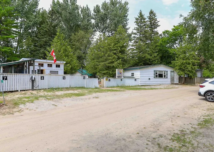 Private Beach Access -Cottage 10